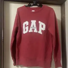 GAP クルーネック スウェット レッド ロゴ刺繍のサムネイル