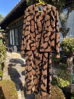 値下げ❗️高級 ニューオーダー 黒&茶 柄 モール布 ベスト付 ワンピース