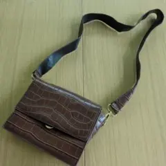 ショルダーバッグ　ポシェット　レディース