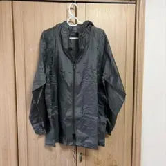 ナイロンブレーカー