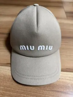 miumiuドリルベースボールキャップL ロゴ 帽子 カーキホワイト美品