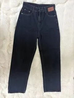 ダークブルーストレートデニムパンツ