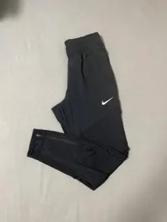 新品タグ付き　ナイキ　ウィメンズ ランニングパンツDH6980-010ブラック