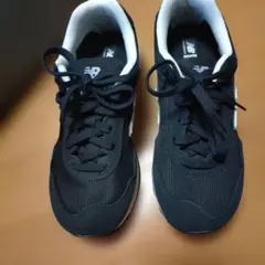 New Balance　スニーカーのサムネイル