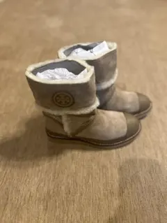 Tory Burch ムートンブーツ ベージュ