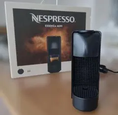 ネスプレッソ コーヒー メーカー エッセンサミニ C30のサムネイル