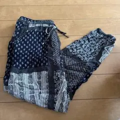 エスニック柄　総柄パンツ