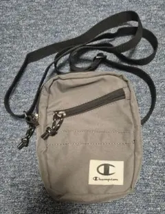 【美品】Champion ショルダーバッグ グレーのサムネイル