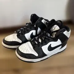 Nike ブラック/ホワイト ハイカットスニーカー