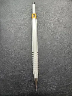 Item thumbnail for item 5d3c0e4b-9d33-4146-9cd6-d64a366c91b2