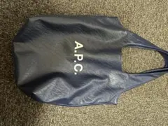 A.P.C. ネイビー バック