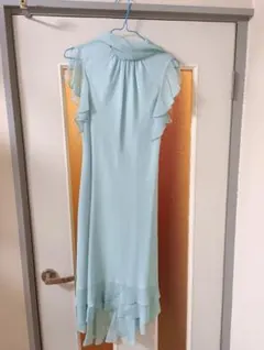 フリル付き パーティードレス