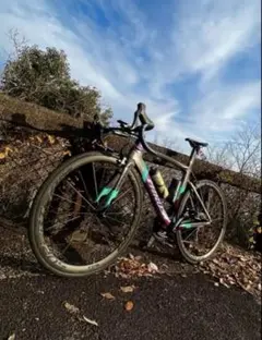 Superteam スーパーチーム60mmハイト　【手渡し歓迎】 （白と赤） Superteam スーパーチーム60mmハイト 【手渡し歓迎】 （白と赤