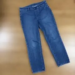 UNIQLO ウルトラストレッチクロップドパンツ　ブルー