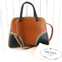 Item thumbnail for item b52ad563-3816-42c8-af56-e3482bb2ce77