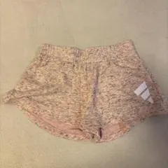 adidas ピンク ショートパンツ