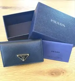 PRADA ブラックレザー 名刺入れ 箱・カード付き