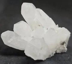 ヒマラヤ産 水晶クラスター 359.5g 109.6㎜ レムリアンシード 虹・雲 