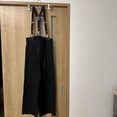 サスペンダー付き ハイウエストパンツ ブラックのサムネイル