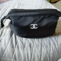 CHANEL ノベルティ　コスメポーチ　新品