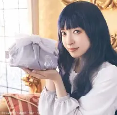 知世ちゃんと紫陽花の下でポーチ　Mサイズ