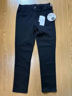 ブラック スリムフィットパンツ 新品タグ付き