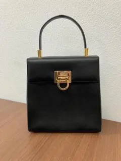 み*く様 【C】Salvatore Ferragamo フェラガモ ハンドバッグ