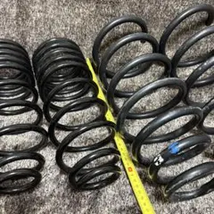 自動車用 コイルスプリング 4本セット - メルカリ