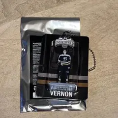 SEVENTEEN HOME アクリルキーリング VERNO バーノン