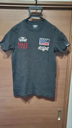 VANS 黒 Tシャツ アメリカ国旗刺繍