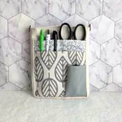 Item thumbnail for item ce24260a-a108-4c89-bf28-e5c3192f6f92