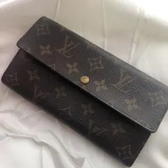 ルイヴィトン モノグラム 長財布 ポルトモネクレディ