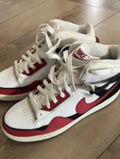Nike ハイカットスニーカー ホワイト/レッド/ブラック