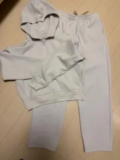 UNIQLO フルジップパーカー パンツ セットアップ