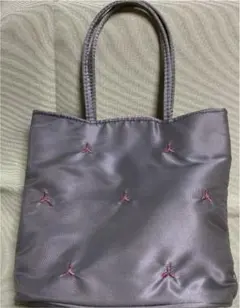 トートバッグのサムネイル