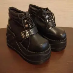 Whinny 厚底ハイカットスニーカー ブラック