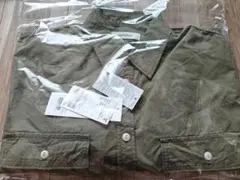 【Attick by Johnbull 】別注ミリタリーシャツ　新品　カーキのサムネイル
