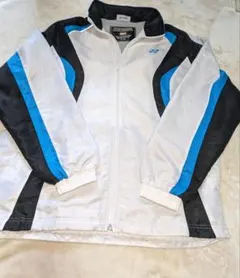 美品ヨネックス　YONEX ウィンドブレーカー　ヒートカプセル 裏地付き