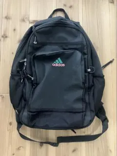 adidas リュック　黒