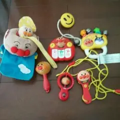 アンパンマン　おもちゃ　ガラガラ　鈴　ピアノ