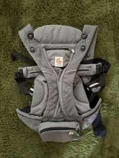 エルゴベビー オムニブリーズ グラファイトグレーOMNI Breeze