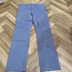 グレー チノパン