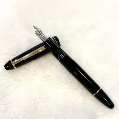 MONTBLANC 万年筆 マイスターシュテュック146 ペン先4810 14Kのサムネイル