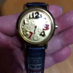 GUESS アナログ腕時計 ゴールド/ブラック　訳あり‼️駆動