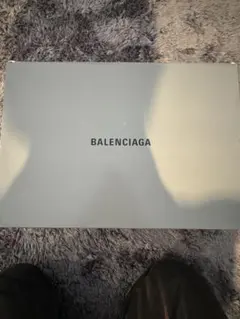 Balenciaga triple Sのサムネイル