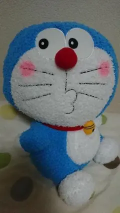 ドラえもん ぬいぐるみ 振りむき