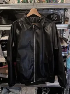 ブラックレザー風ジャケット