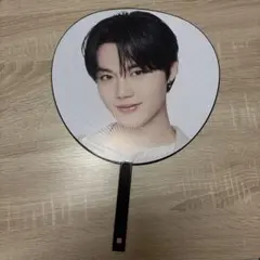 2025年最新】ドヨン treasure うちわの人気アイテム - メルカリ