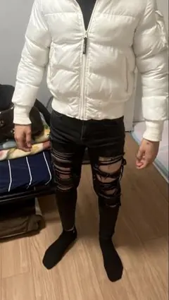 黒ダメージスキニー　　カラーブラック