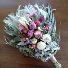 芍薬とラナンキュラス、ソラフラワーと秋色紫陽花のスワッグ 45cm [907]のサムネイル
